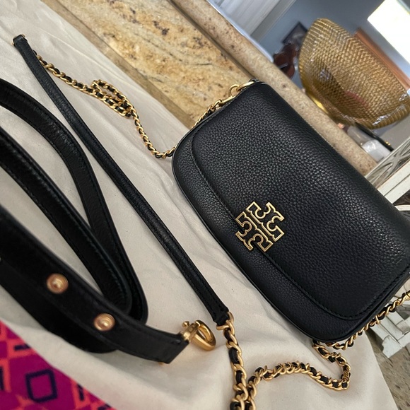 New Tory Burch Britten Convertible Crossbody Bag With Gold Hardware - Picture 2 of 11